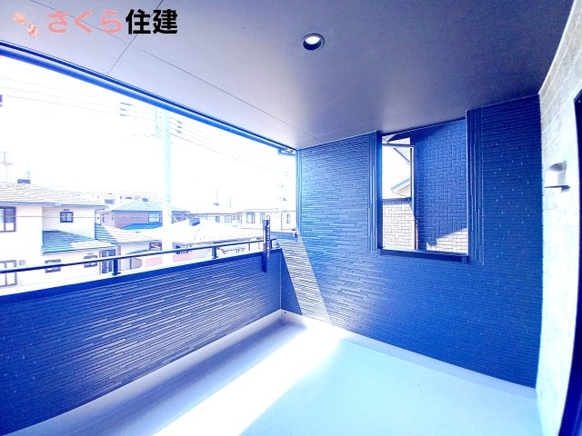 宇都宮市東原町　2号棟のバルコニー|インナーバルコニーは南向きです