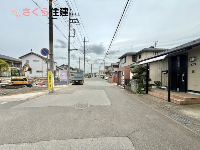 宇都宮市東原町　2号棟の前面道路含む現地写真|前面道路南側7ｍ公道