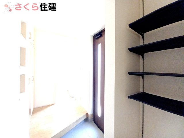 宇都宮市東原町　2号棟の玄関|すっきりとした玄関です								
