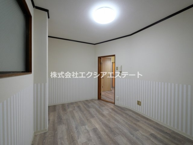 ハウス大幸の洋室