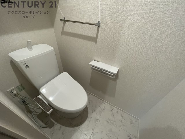 ウォシュレット付きのトイレです♪