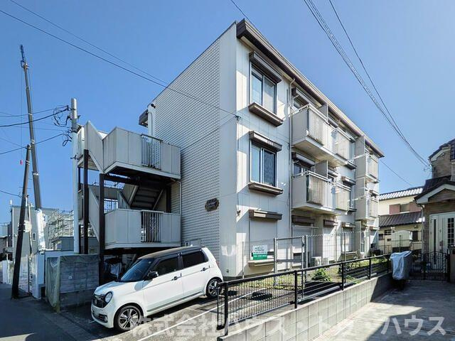エステート新松戸の外観