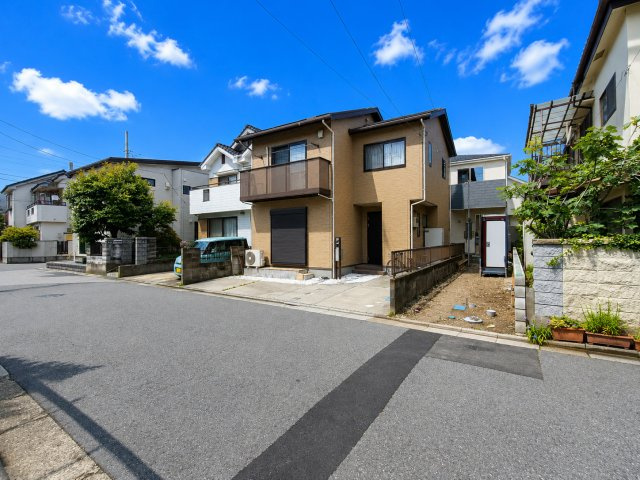 八潮市　鶴ケ曽根　新築戸建　全1棟の前面道路含む現地写真|前面道路含む現地写真です