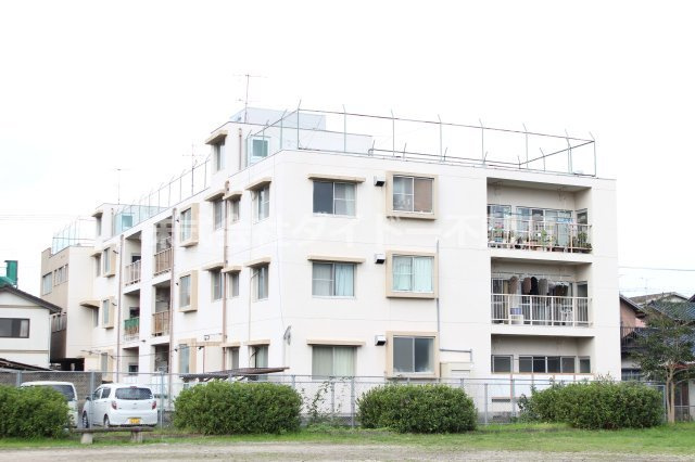 穴井ビル