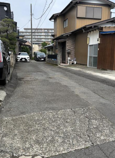 厚木市中依知　売地の周辺