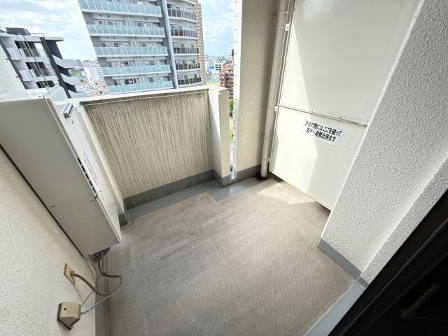 三井農林茶屋ヶ坂公園ハイツA棟のバルコニー|北側バルコニー