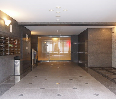 ルーブル鷺宮参番館のロビー