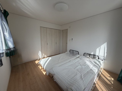 【洋室】 | 沖縄市登川（カーポート太陽光パネル付き） | 洋室7帖＋CL付き♪