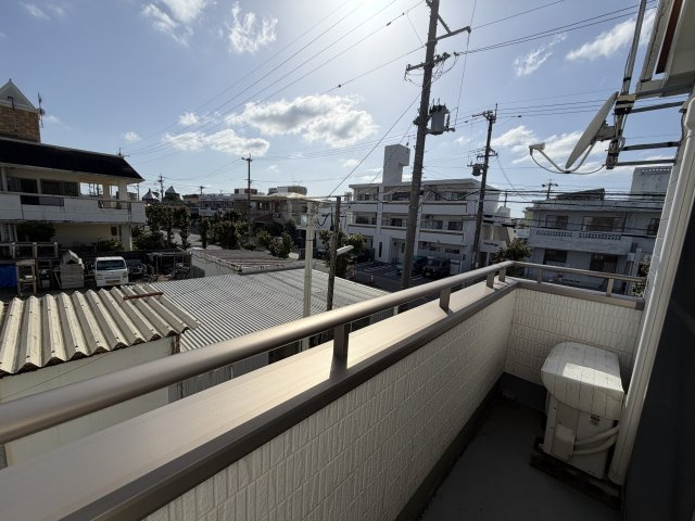 沖縄市登川（カーポート太陽光パネル付き）のバルコニー|バルコニー2ヶ所付き♪