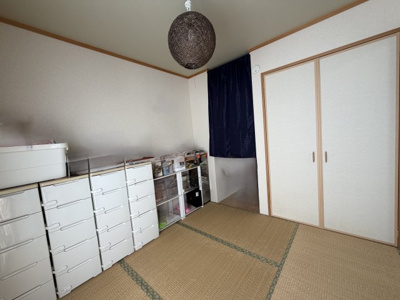 【和室】 | 沖縄市登川（カーポート太陽光パネル付き） | 和室5帖＋収納付き♪