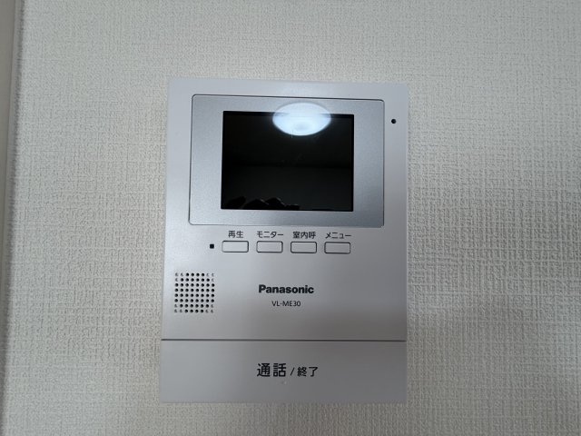 沖縄市登川（カーポート太陽光パネル付き）のセキュリティ|TVモニター付きインターフォン♪