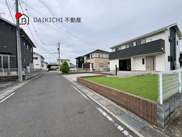 【前面道路含む現地写真】 | 加須市多門寺　中古戸建
