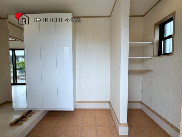 【玄関】 | 加須市多門寺　中古戸建
