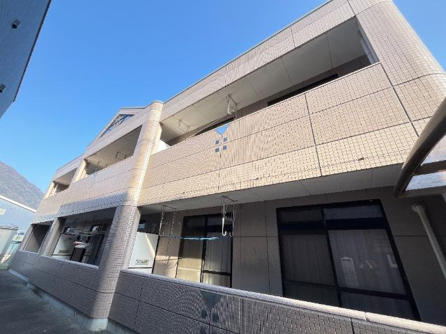アスパラ館