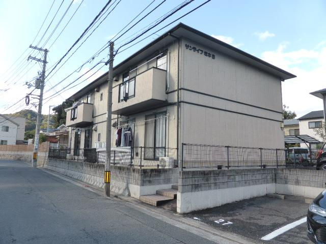 サンライフ坂本　Bの外観|外はこのようになっています
