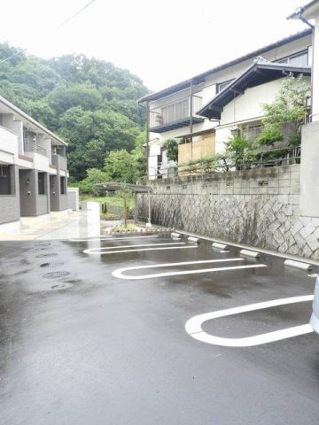 ベル　フォレ　Ｂの駐車場|カースペースがあります