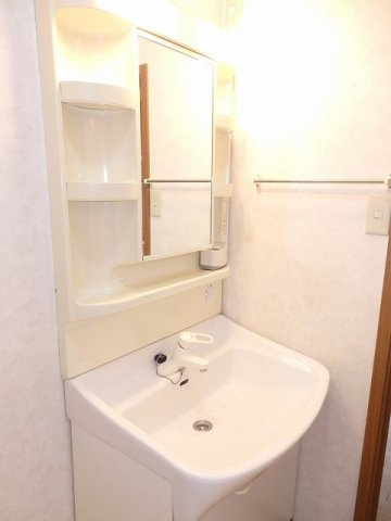 グランビアＫの洗面所|忙しい朝には欠かせない洗面所です