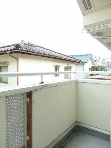 ルミナスＮｉｓｈｉｈａｒａのバルコニー|開放的で明るい空間を演出してくれるバルコニーです