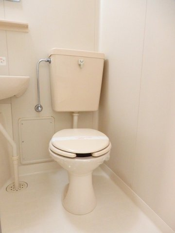 シティハイツ西本ＹＳのトイレ|コンパクトで使いやすいトイレです