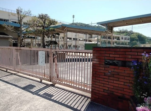 ドゥジェムの周辺|畑賀小学校まで210m