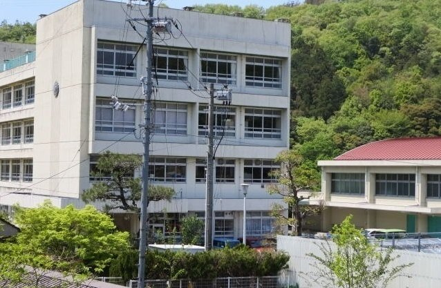 セレーノＣの周辺|狩小川小学校まで1600m