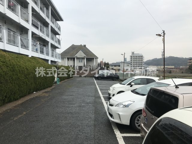 横田コーポの駐車場
