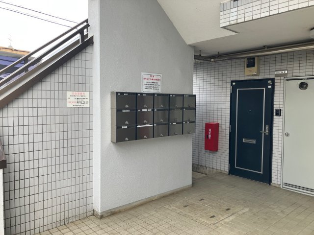 スガハイム1下九沢のその他共用部分|１階集合ポスト
