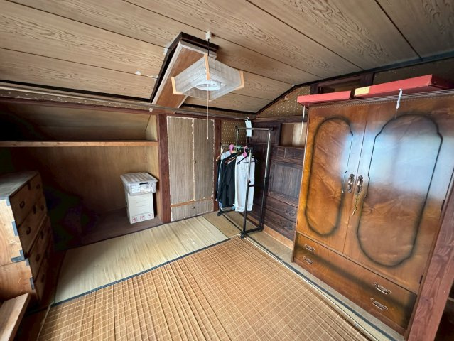 砺波市安川中古住宅の和室