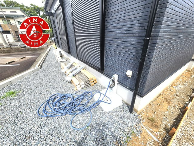 筑紫野市大字牛島第4-1棟（1号棟）のバルコニー|風をしっかりと感じられるバルコニーでは、毎日が洗濯日和です。広々としているので洗濯も楽しくなるでしょうし、気分転換にバルコニーからの眺めを楽しむのもいいでしょう。