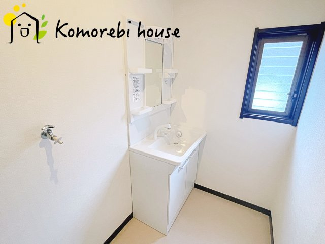 北本市東間　中古戸建の独立洗面台|撮影：'26/07/06