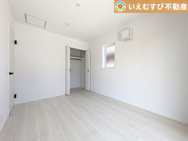LIGNAGE　羽生市南5丁目の洋室