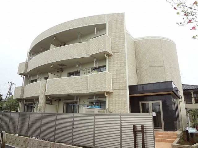 ア　ディンプルの外観