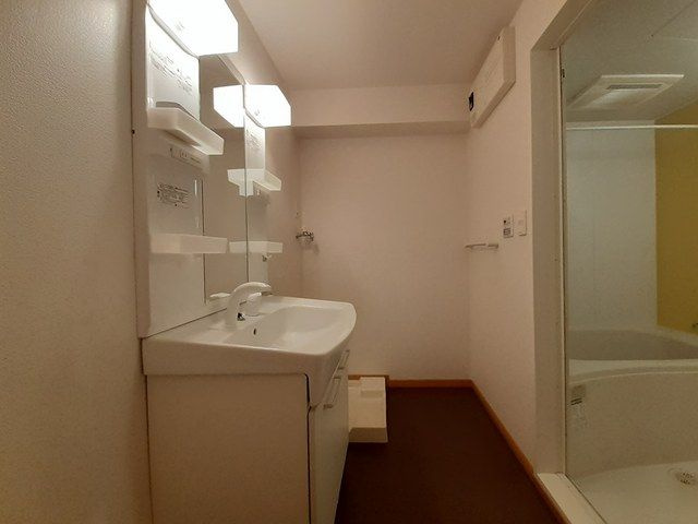 ア　ディンプルの洗面所