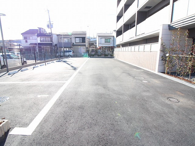サンクチュアリ桂川の駐車場