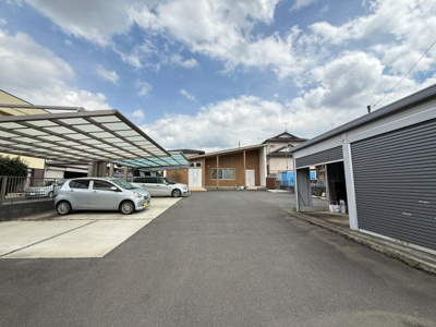 【駐車場】 | 真岡市さくら3丁目　倉庫・カーポート付き事務所