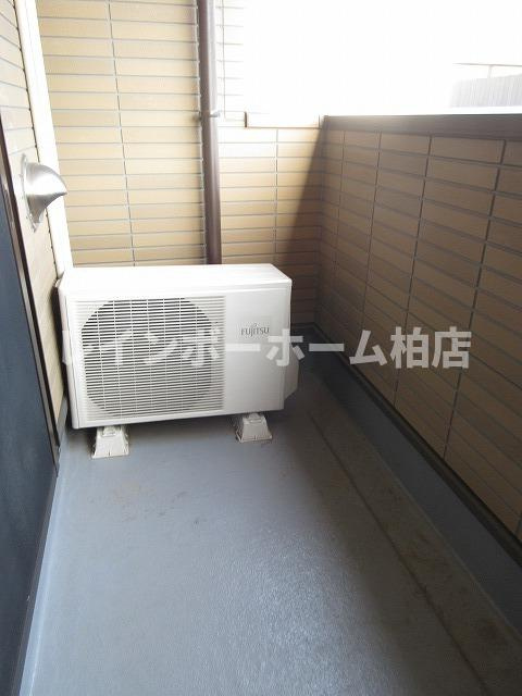 仲介手数料（賃料の1.10ヵ月）の50％OFF対象物件！のバルコニー|バルコニーからの眺めを楽しみながら食事をしませんか