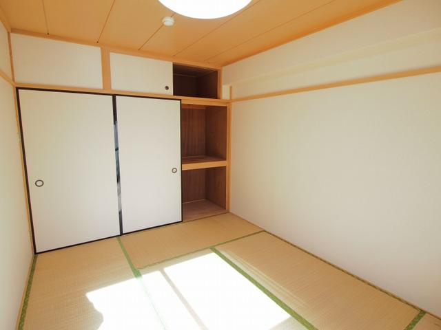 靱江ビルの収納