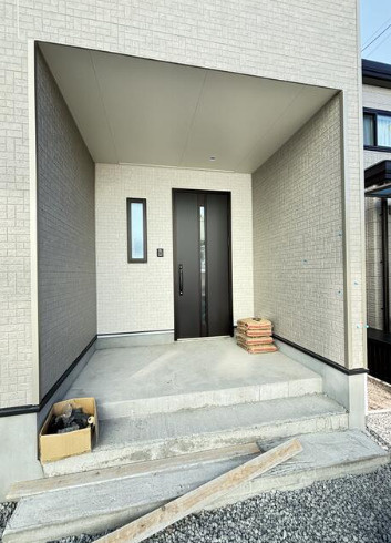 売新築戸建　富士宮市大岩の玄関
