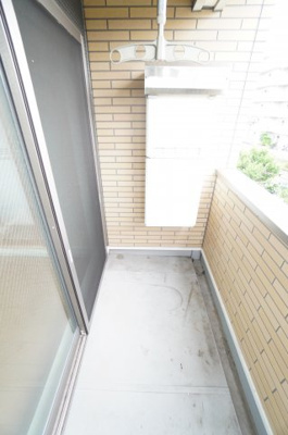 【バルコニー】 | ハピネス | ※同物件・反転タイプの写真です。※同物件・反転タイプの写真です。
