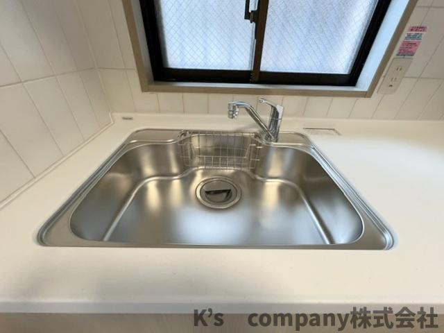 ◎高座郡寒川町一之宮5丁目　ライオンズマンション寒川第2のキッチン|耐久性に優れたステンレス素材のシンク◇