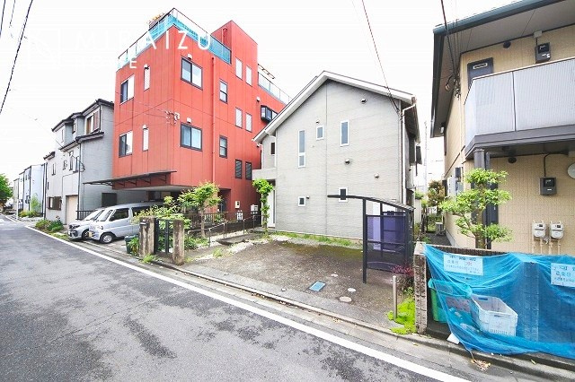 【前面道路含む現地写真】 | 前面道路☆運転が不安な方も安心な前面道路、きちんと幅員のある道路は女性にも安心です。整備されている道路は気持ちも良いですね♪