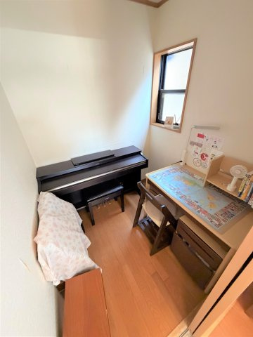川口市大字里　中古戸建