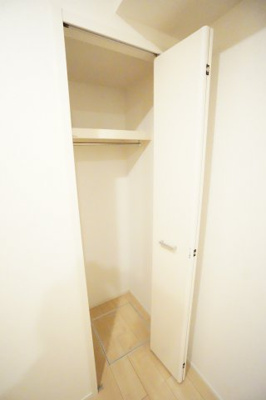 【収納】 | ハイグレイス1番館 | ※同物件・反転タイプの写真です。