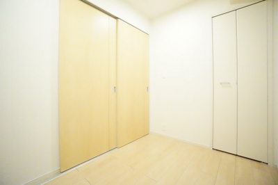 【洋室】 | ハイグレイス1番館 | ※同物件・反転タイプの写真です。