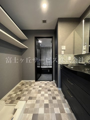【脱衣所】 | エンブルエバー清水駅前 中古マンション | 脱衣場です