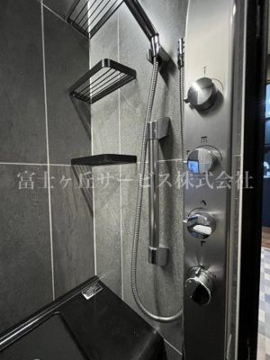 【浴室】 | エンブルエバー清水駅前 中古マンション | シャワーパネル（多機能シャワー） です