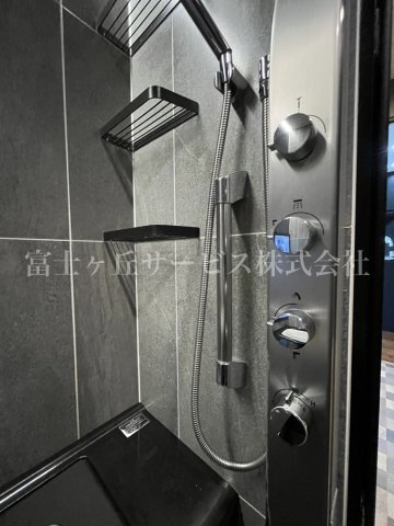 【浴室】 | エンブルエバー清水駅前 中古マンション | シャワーパネル（多機能シャワー） です