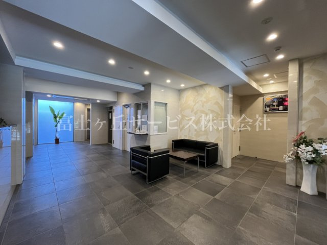 【ロビー】 | エンブルエバー清水駅前 中古マンション | ラウンジ
