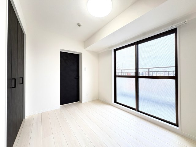 キャッスルマンションお花茶屋の洋室|ドキドキの新生活も、安心してスタート。ぴったりの住まいを見つけませんか？クランディアが一緒に住まい選びをサポートします‼　まずは、お気軽にお問合せください　＃クランディア