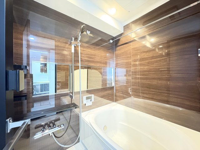 キャッスルマンションお花茶屋の浴室|ドキドキの新生活も、安心してスタート。ぴったりの住まいを見つけませんか？クランディアが一緒に住まい選びをサポートします‼　まずは、お気軽にお問合せください　＃クランディア